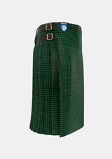 Traditional_Mull_Tartan_162_kilt_right_image_with_pleated_design_and_adjustable_buckles_for_men