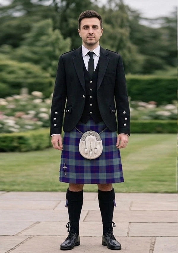 Traditional_Musselburgh_Tartan_620_Kilt_and_Argyle_Jacket_Kilt_Outfit_front_image