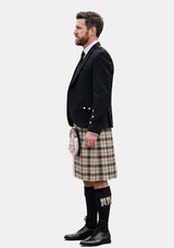 Traditional_New_Forest_Winter_Tartan_Kilt_and_Argyle_Jacket_Kilt_Outfits_left_image