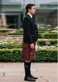 Traditional_Osborne_Charles_Tartan_12200_Kilt_and_Argyle_Jacket_Kilt_Outfit_right_image