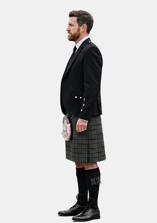 Traditional_Patterson_Robert_Family_Tartan_Kilt_and_Argyle_Jacket_Kilt_Outfits_left_image