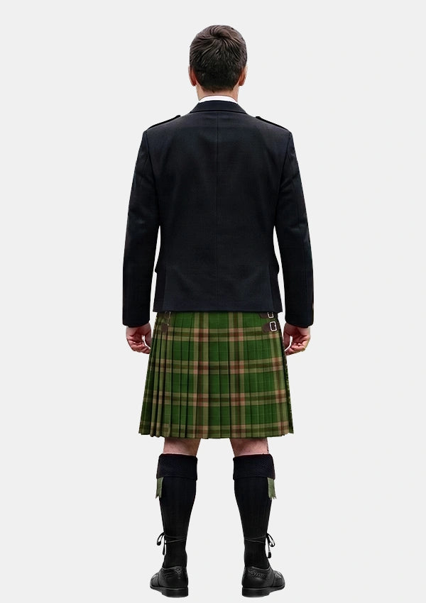 Traditional_Pettigrew_J_Family_Tartan_Kilt_and_Argyle_Jacket_Kilt_Outfits_back_image