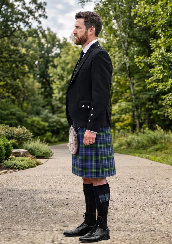 Traditional_Renfrewshire_Tartan_2560_Kilt_and_Argyle_Jacket_Kilt_Outfit_left_image
