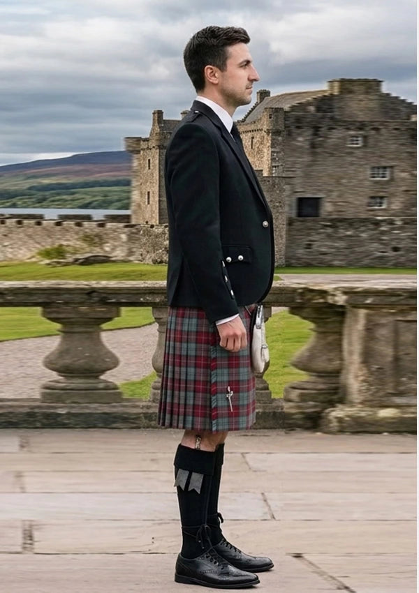 Traditional_Rob_Roy_Tartan_7026_Kilt_and_Argyle_Jacket_Kilt_Outfit_right_image