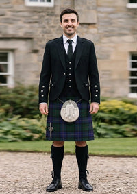 Traditional_Robb_Tartan_3157_Kilt_and_Argyle_Jacket_Kilt_Outfit_front_image