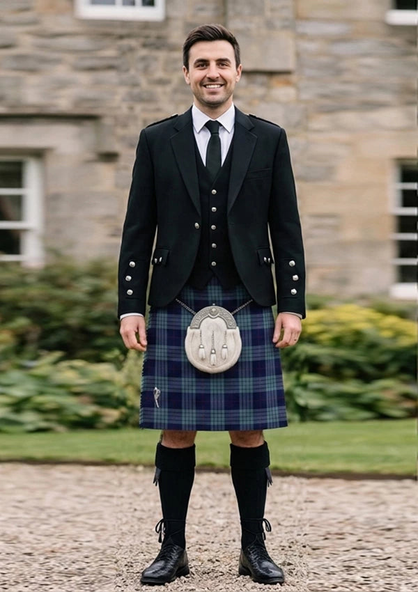 Traditional_Roberts_tartan_5762_Kilt_and_Argyle_Jacket_Kilt_Outfit_front_image