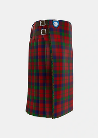 Traditional_Robertson_2_Tartan_1501_kilt_right_image_with_pleated_design_and_adjustable_buckles_for_men
