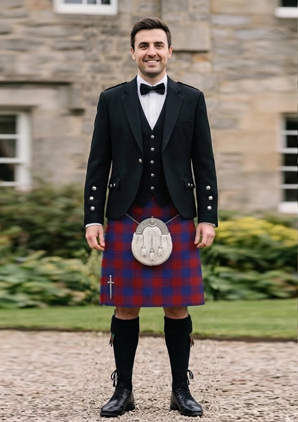 Traditional_Robinson_Dress_tartan_739_Kilt_and_Argyle_Jacket_Kilt_Outfit_front_image