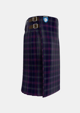 Traditional_Scottish_Heather_tartan_right_image_with_pleated_design_and_adjustable_buckles_for_men