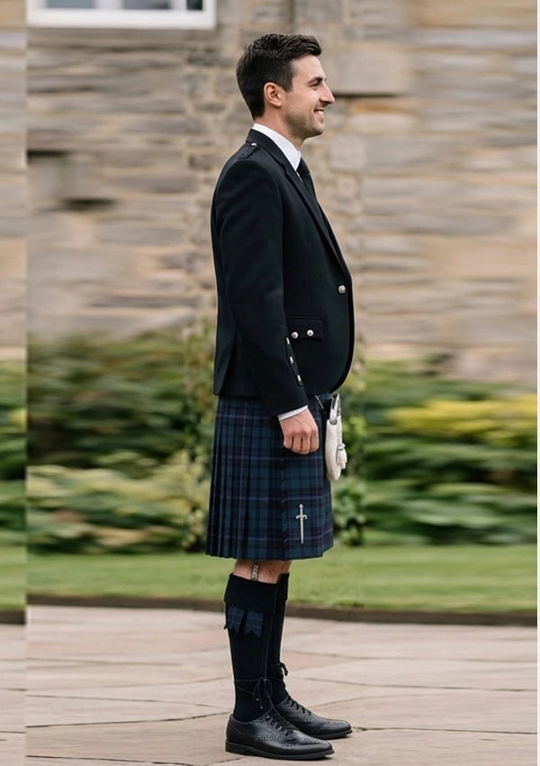 Traditional_Scottish_Thistle_tartan_7098_Kilt_and_Argyle_Jacket_Kilt_Outfit_right_image