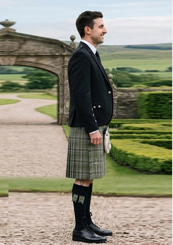 Traditional_Spirit_of_Loch_Ness_tartan_Kilt_and_Argyle_Jacket_Kilt_Outfit_right_image