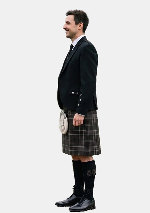 Traditional_St_Mirren_Tartan_3831_Kilt_and_Argyle_Jacket_Kilt_Outfits_left_image