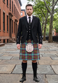 Traditional_Stirling_Bannockburn_Tartan_Kilt_and_Argyle_Jacket_Kilt_Outfit_front_image
