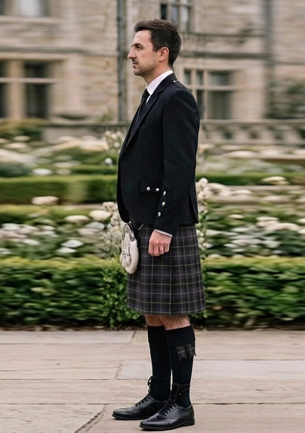 Traditional_Teylu_Coleman_Tartan_10792_Kilt_and_Argyle_Jacket_Kilt_Outfit_left_image