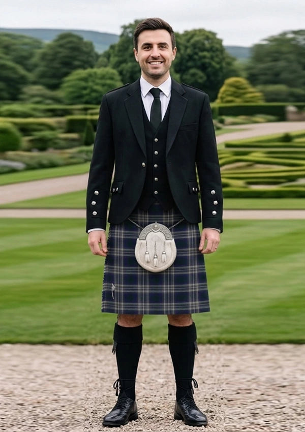 Traditional_Viking_Heritage_13348_Kilt_and_Argyle_Jacket_Kilt_Outfit_front_image