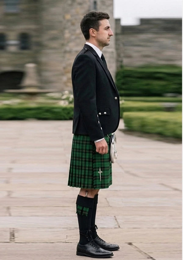 Traditional_Wallace_Hunting_Tartan_1101_Kilt_and_Argyle_Jacket_Kilt_Outfit_right_image