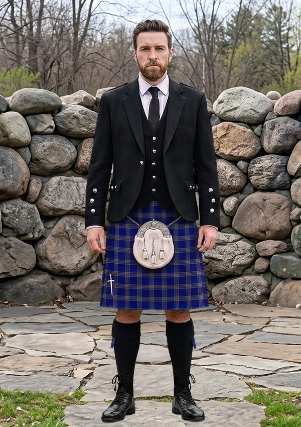 Traditional_Waugh_Tartan_10028_Kilt_and_Argyle_Jacket_Kilt_Outfit_front_image