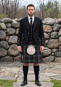 Traditional_Williamson_Tartan_4077_Kilt_and_Argyle_Jacket_Kilt_Outfit_front_image