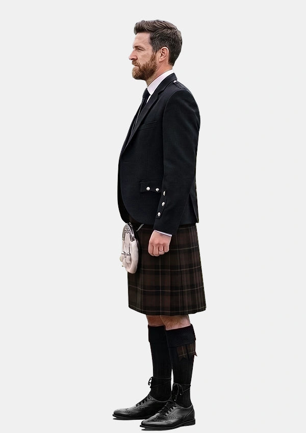 Traditional_Witchery_Tartan_14331_Kilt_and_Argyle_Jacket_Kilt_Outfits_left_image