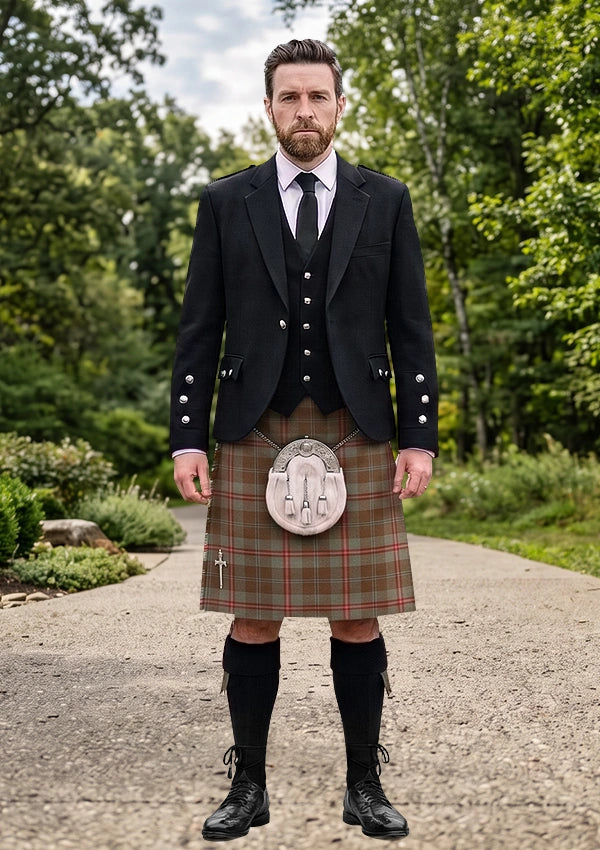 Traditional_Young_Weathered_Tartan_Kilt_and_Argyle_Jacket_Kilt_Outfit_front_image
