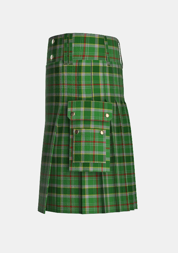 Utility_Dalwhinnie_Tartan_1018_kilt_left_image_with_pleated_design_and_adjustable_buckles_for_men