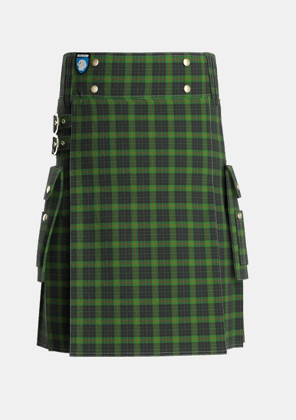 Utility_Gunn_VS_Tartan_795_kilt_front_image_with_pleated_design_and_adjustable_buckles_for_men